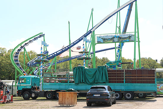 Wird zum 2. Mal aufgebaut: die Alpina Bahn (©Foto: Marikka-Laila Maisel)